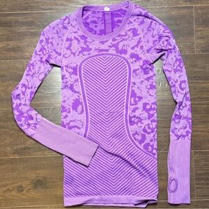 Lululemon /// Women's Purple Long Sleeve Top - Size 2